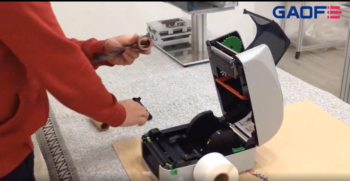 高賦碼 MACH2 條碼打印機碳帶和標(biāo)簽安裝